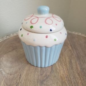 NWT Strawberry Street Cupcake blue confetti